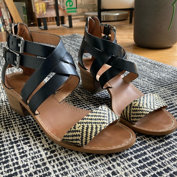 Madewell Shoes - Madewell Lora Sandal